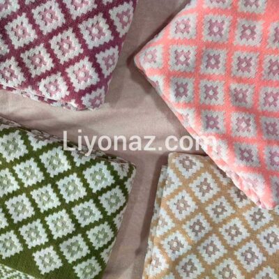 حوله حمامی ماندگار طرح فلورا 100×170